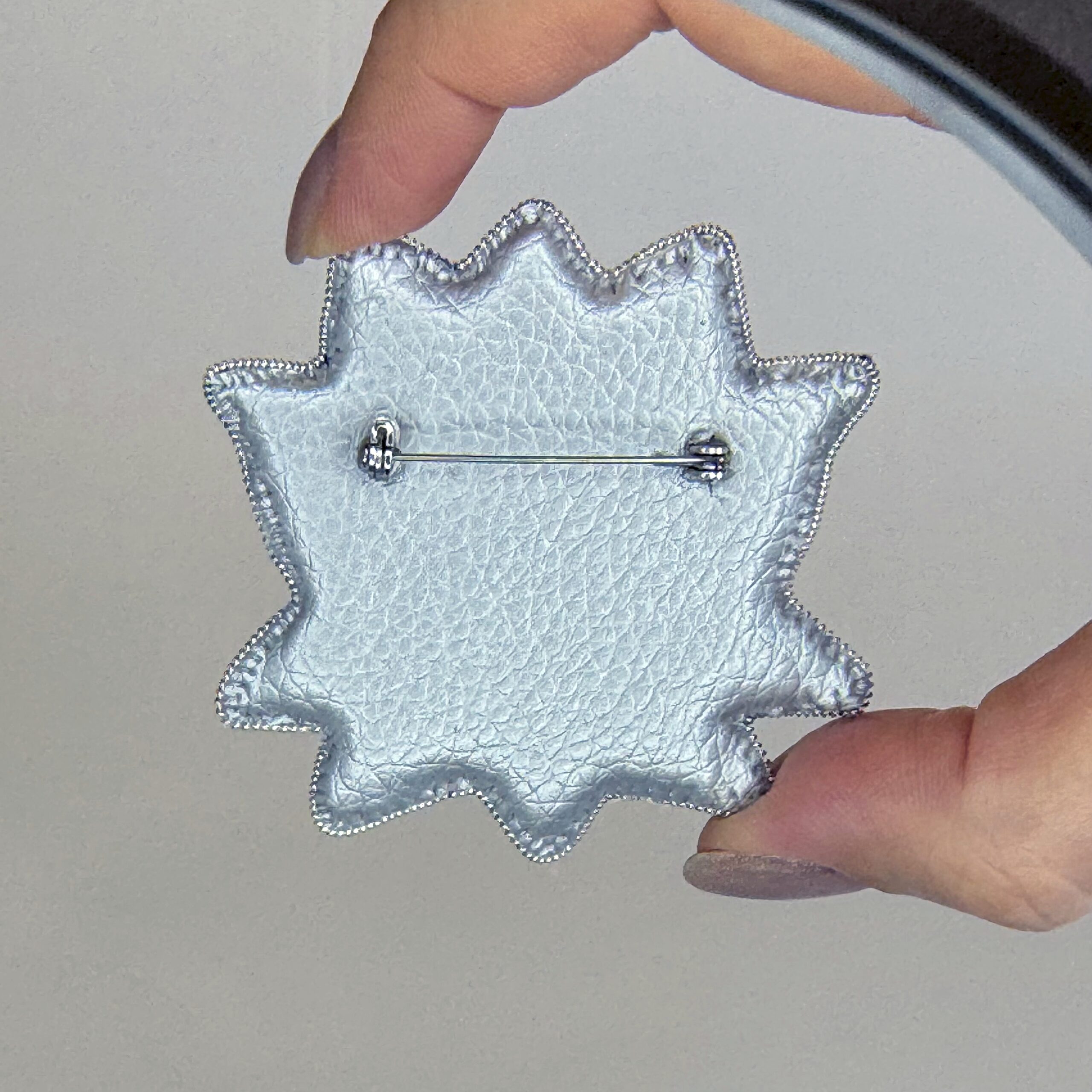 Royal Blue Lotus Flower Brooch Crystal, Mother of Pearl Lotus Pin, Handmade Beaded Flower Jewelry, Elegant Gift — view 9