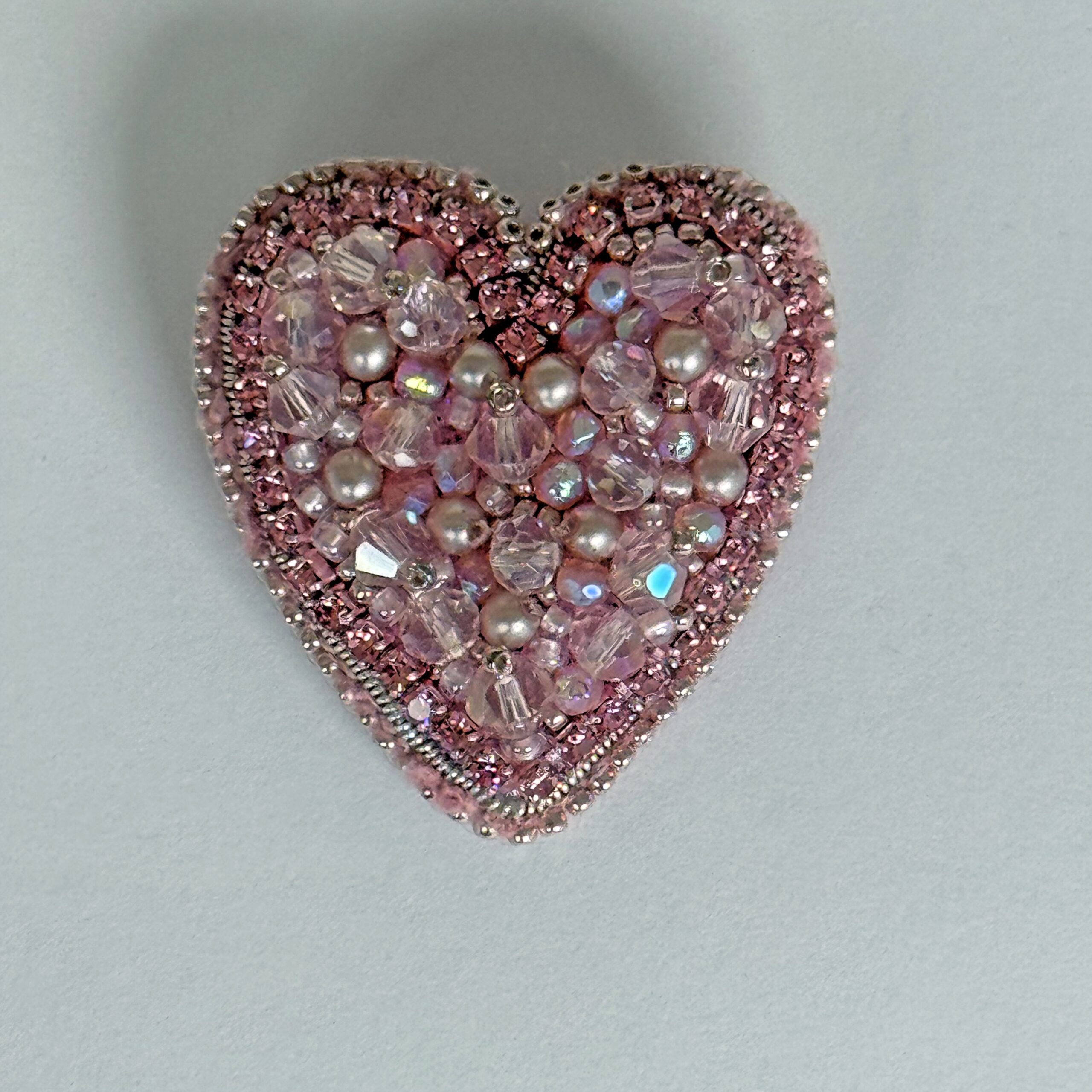 Dusty Rose Pink Heart Brooch, Mauve Beaded Heart Pin Faceted Glass, Handmade Romantic Jewelry, Feminine Love Gift — view 2