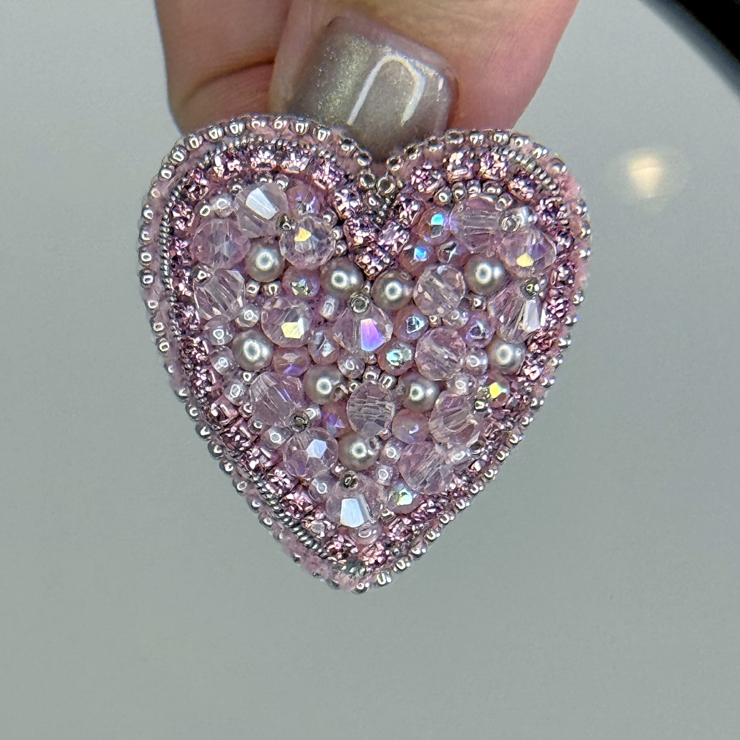 Dusty Rose Pink Heart Brooch, Mauve Beaded Heart Pin Faceted Glass, Handmade Romantic Jewelry, Feminine Love Gift — view 7